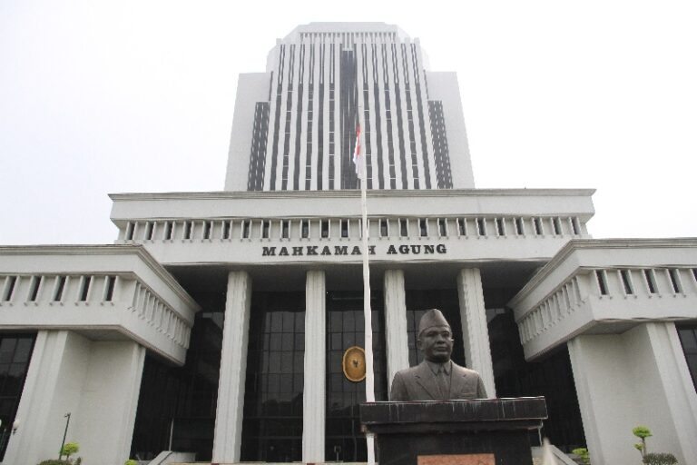 HASIL SELEKSI ADMINISTRASI DAN MASA SANGGAH SELEKSI PENGADAAN CALON PEGAWAI NEGERI SIPIL DI LINGKUNGAN MAHKAMAH AGUNG RI TAHUN ANGGARAN 2023